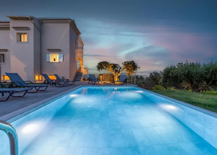 Avgi - Avra House With Shared Pool By Filoxenia Gouvia