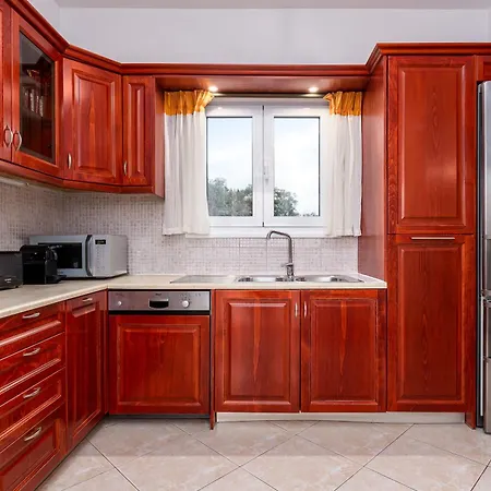 Avgi - Avra House With Shared Pool By Filoxenia * Gouvia