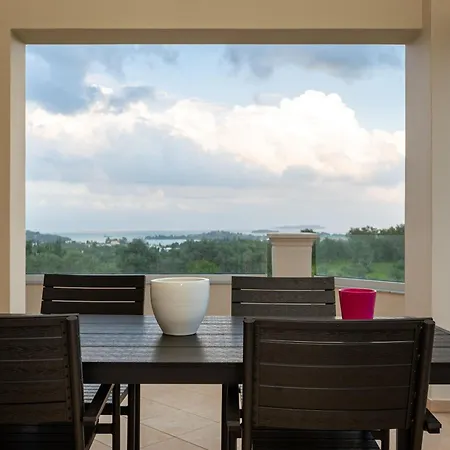 Case de vacanță Avgi - Avra House With Shared Pool By Filoxenia