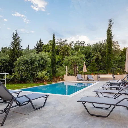 Feriehus Avgi - Avra House With Shared Pool By Filoxenia *