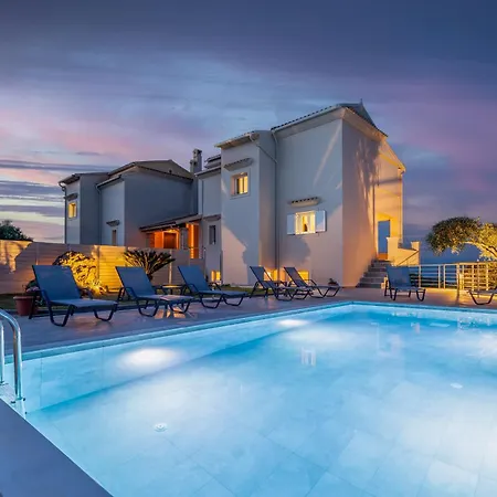 Avgi - Avra House With Shared Pool By Filoxenia Vakantiehuis Gouvia