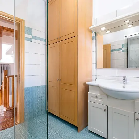 Vakantiehuis Avgi - Avra House With Shared Pool By Filoxenia