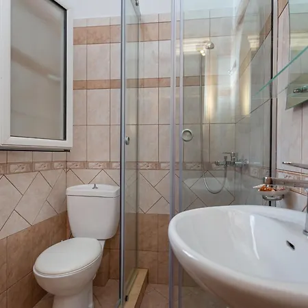 Avgi - Avra House With Shared Pool By Filoxenia Gouvia