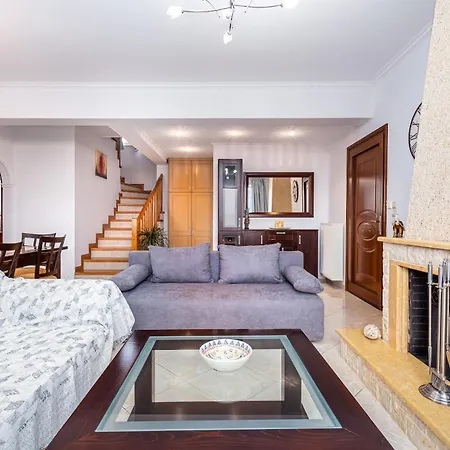 Avgi - Avra House With Shared Pool By Filoxenia Vakantiehuis