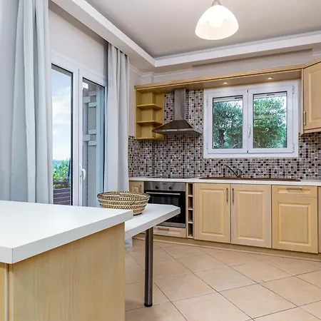 Avgi - Avra House With Shared Pool By Filoxenia Vakantiehuis Gouvia