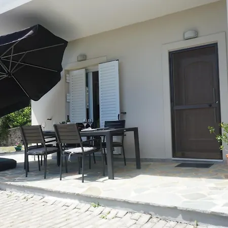 Avgi - Avra House With Shared Pool By Filoxenia Semesterbostad *